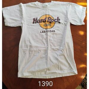 Hard Rock Nevada Tee  Size: Small  1390